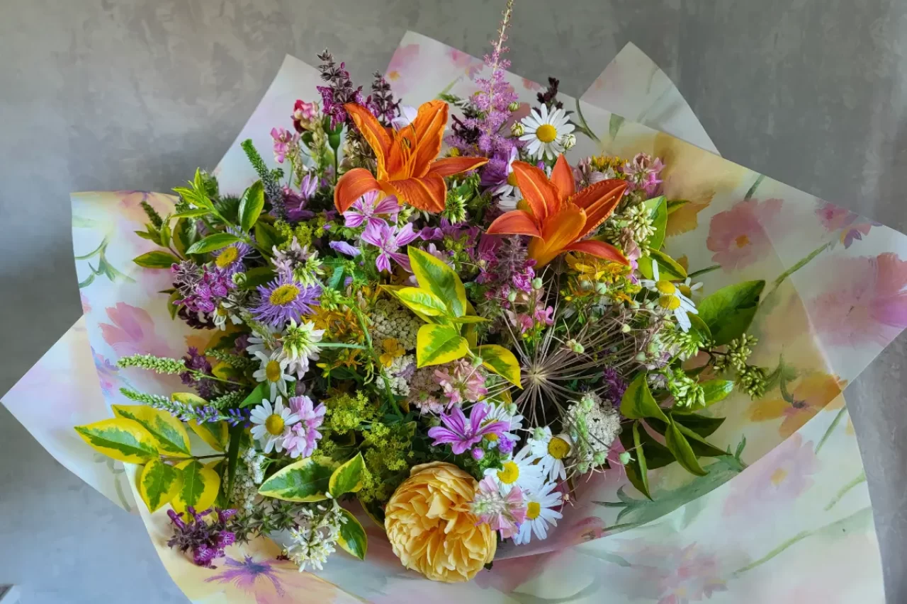 Řezaná kytice barevná Řezaná kytice barevná