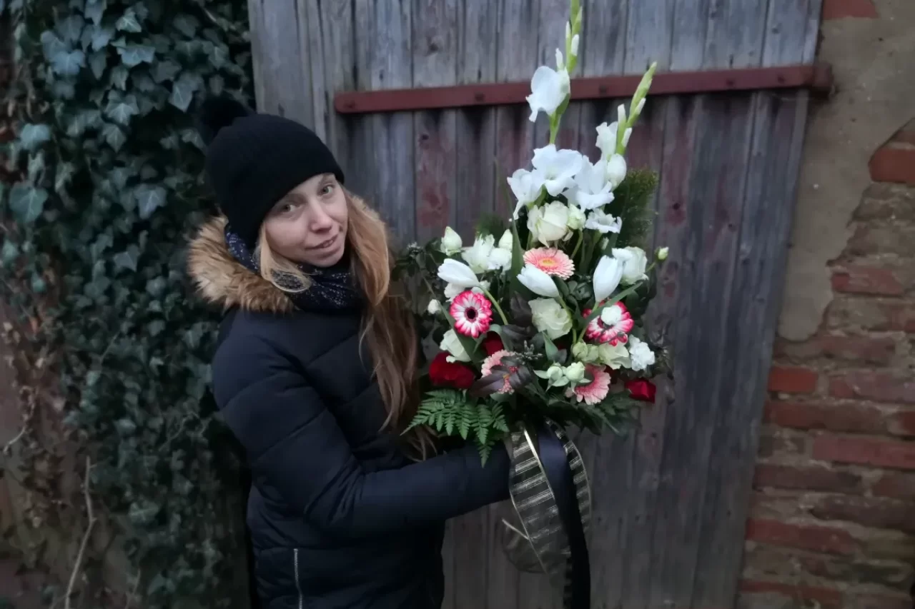Smuteční kytice na objednávku Smuteční kytice na objednávku