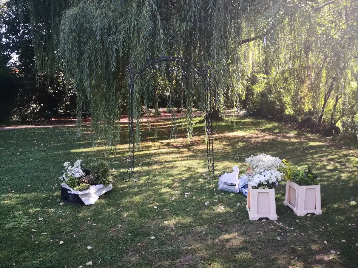 Svatební floristika na místě Svatební floristika na místě