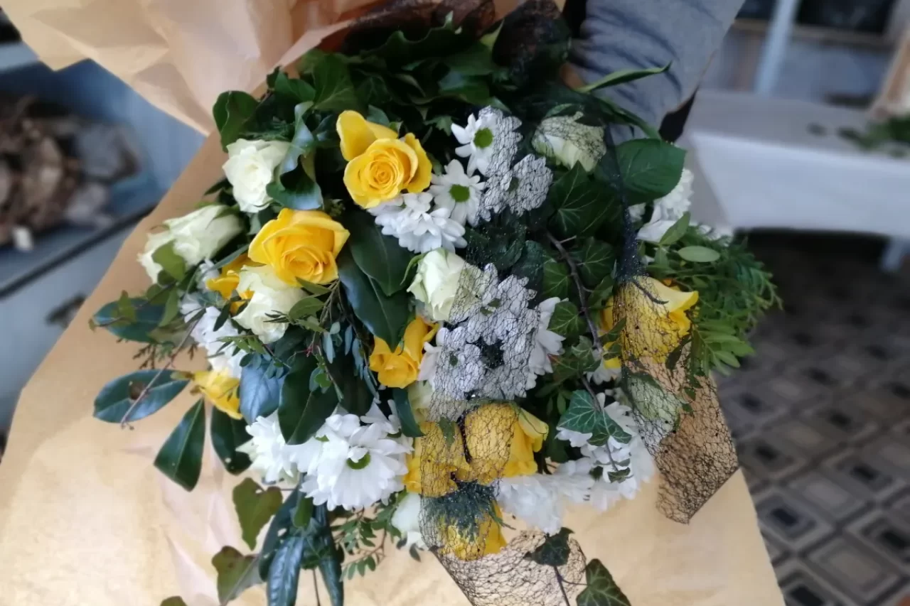 Smuteční kytice na objednávku Smuteční kytice na objednávku