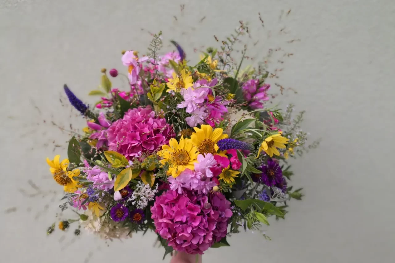 Luční řezaná kytice Luční řezaná kytice