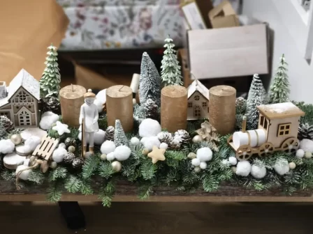 Adventní dekorace na stůl